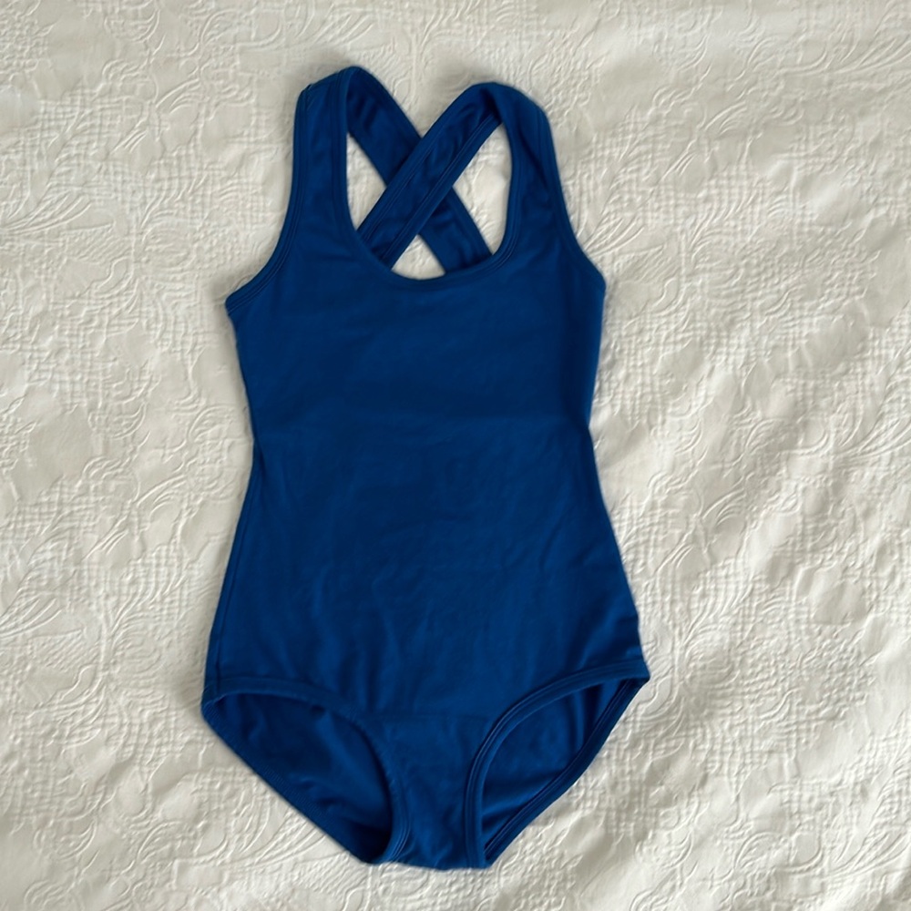 ARQ Cleo Leo in cobalt blue
